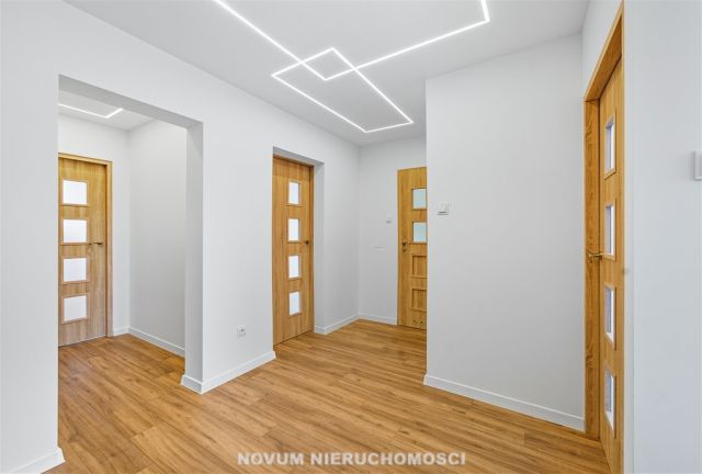 Mieszkanie 3-pokojowe Tarnowskie Góry. Zdjęcie 1