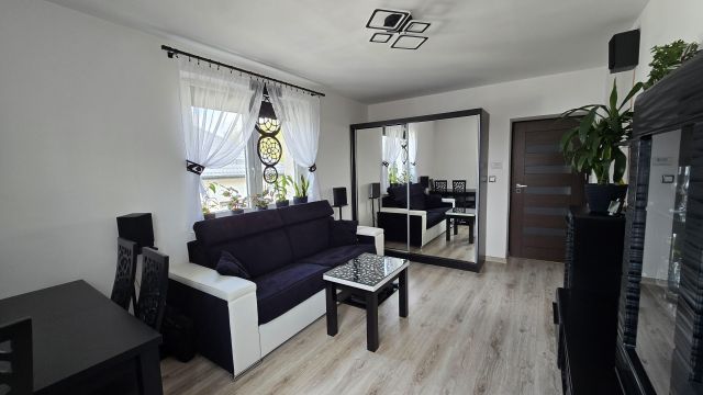 Mieszkanie 2-pokojowe Ząbki, ul. Szpitalna. Zdjęcie 1
