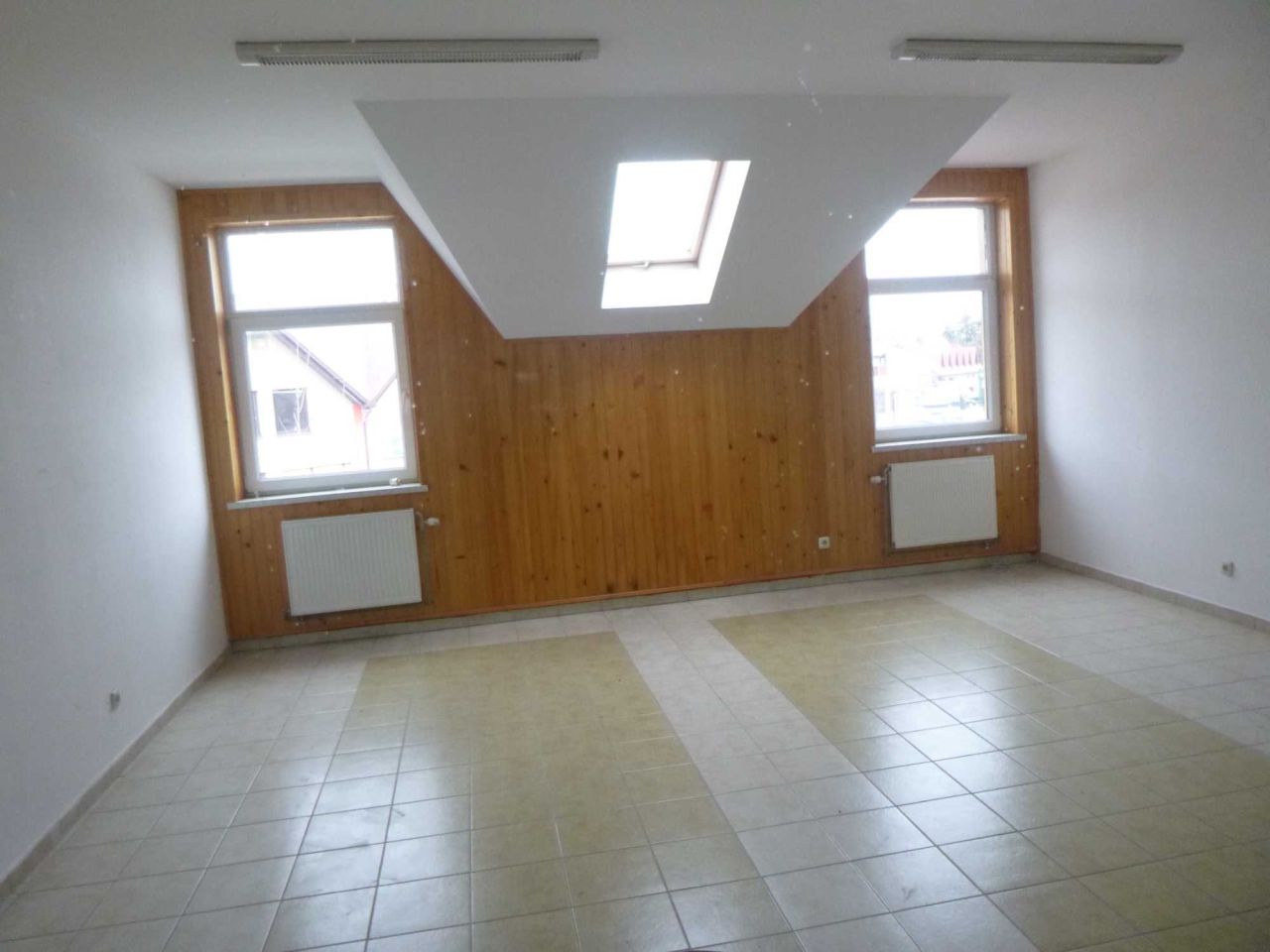 Lokal Kazimierza Wielka, ul. Okrężna