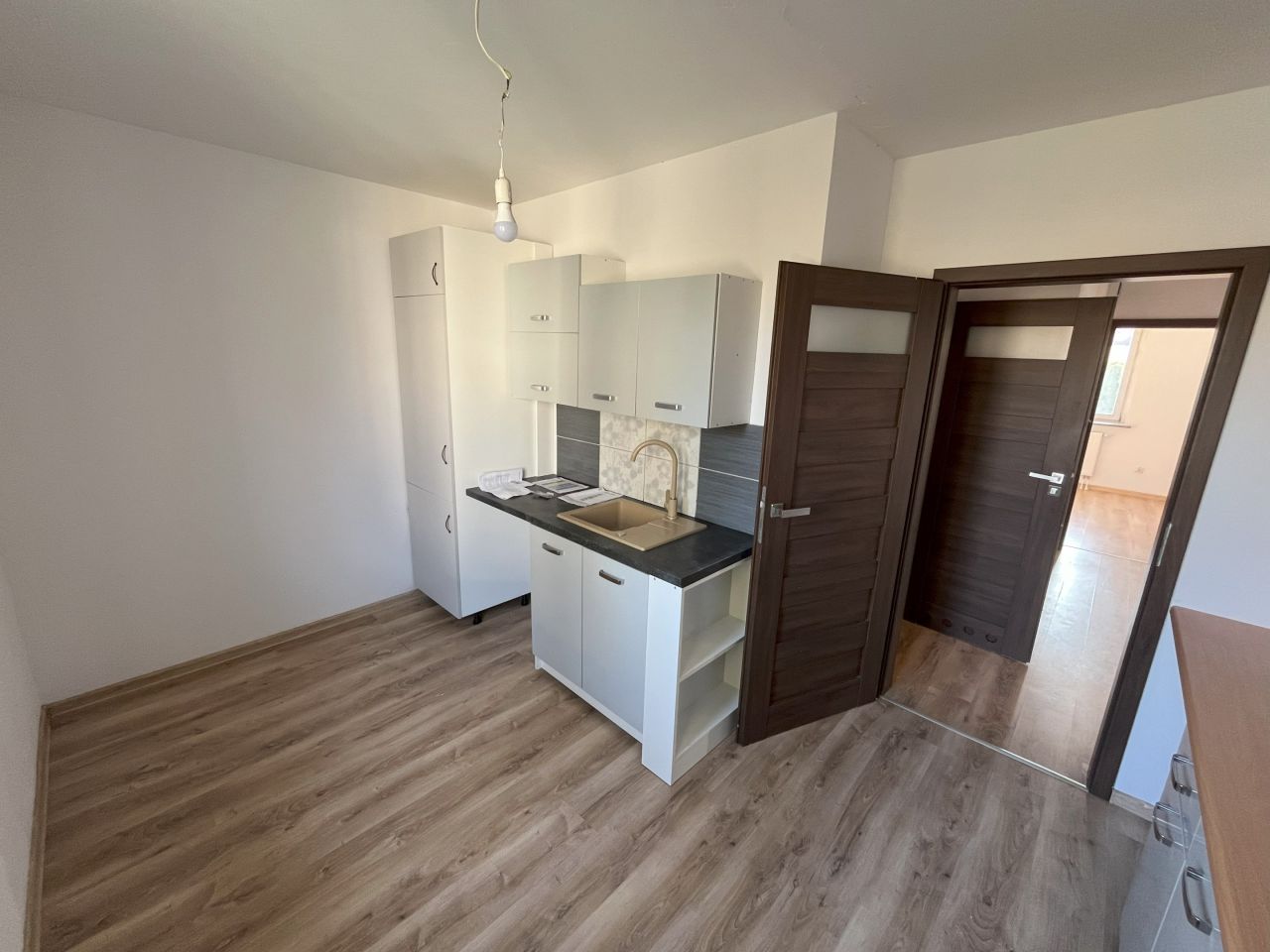 Mieszkanie 4-pokojowe Oleśnica, ul. Ptasia. Zdjęcie 7