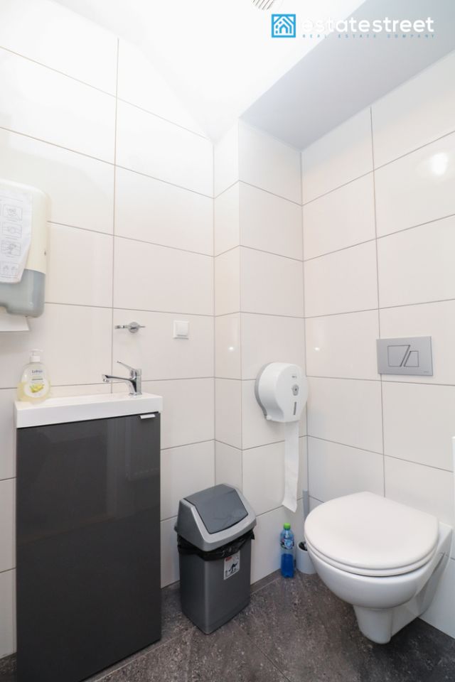 Biuro Kraków Łagiewniki-Borek Fałęcki, ul. Józefa Marcika. Zdjęcie 8