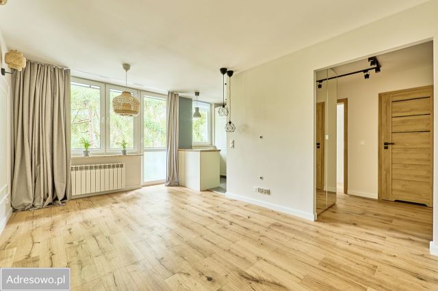 Mieszkanie 2-pokojowe Warszawa Saska Kępa, ul. Arabska. Zdjęcie 1