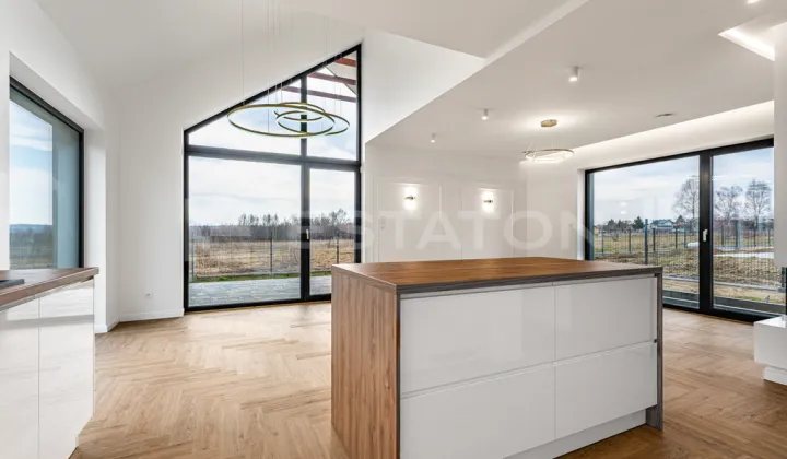 dom wolnostojący, 4 pokoje Bratkowice