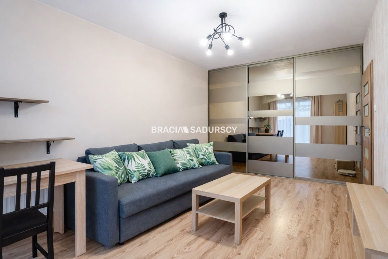 Mieszkanie 2-pokojowe Kraków Podgórze, ul. Myśliwska. Zdjęcie 2