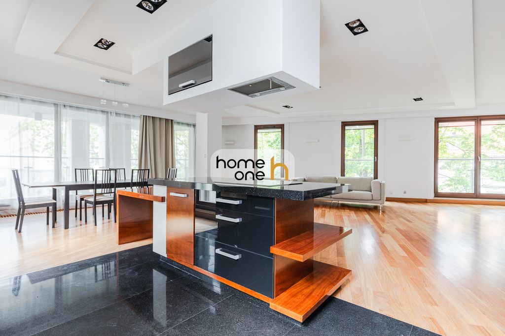 Mieszkanie 3-pokojowe Warszawa Śródmieście, ul. Oboźna. Zdjęcie 4