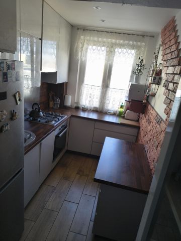 Mieszkanie 3-pokojowe Konin Zatorze, ul. Stanisława Wiechowicza. Zdjęcie 1