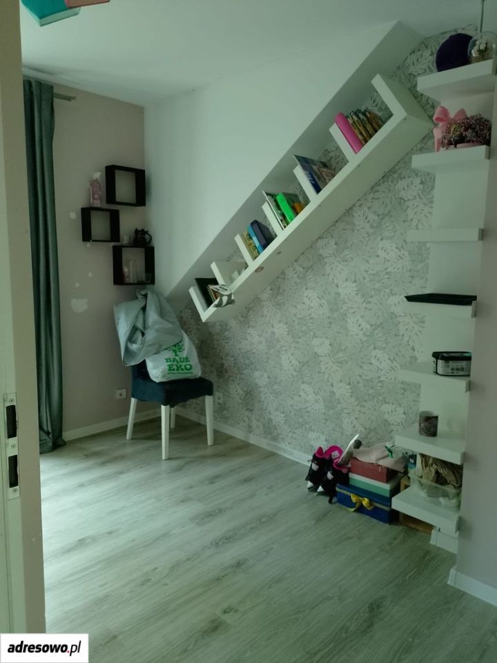 dom wolnostojący, 6 pokoi Karniowice. Zdjęcie 18