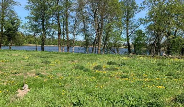 Działka budowlana Pluskowęsy