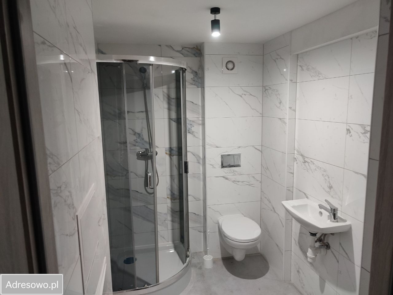 dom wolnostojący, 14 pokoi Zielona Góra Zawada. Zdjęcie 11