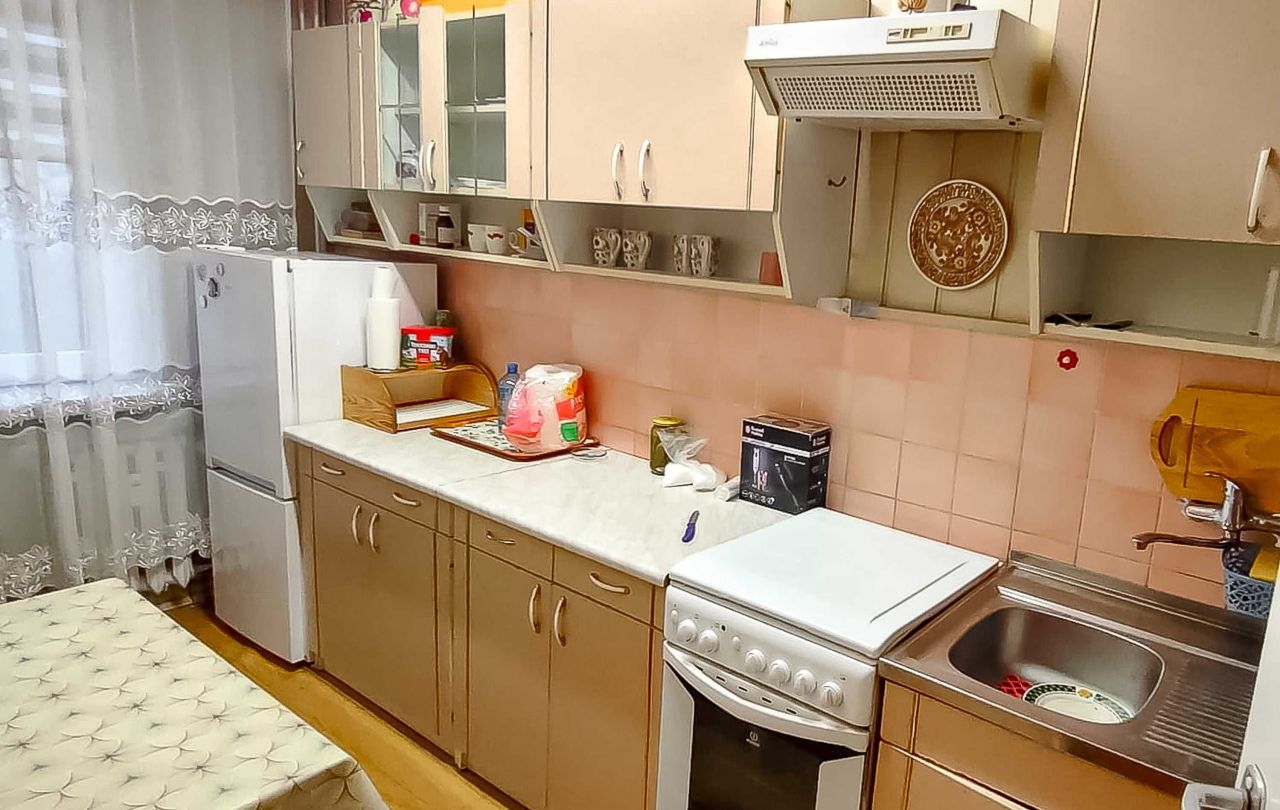 Mieszkanie 3-pokojowe Ostrowiec Świętokrzyski Stawki, os. Stawki. Zdjęcie 6