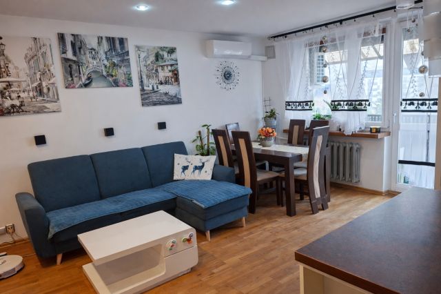 Mieszkanie 3-pokojowe Nowy Sącz, 1 Brygady. Zdjęcie 1