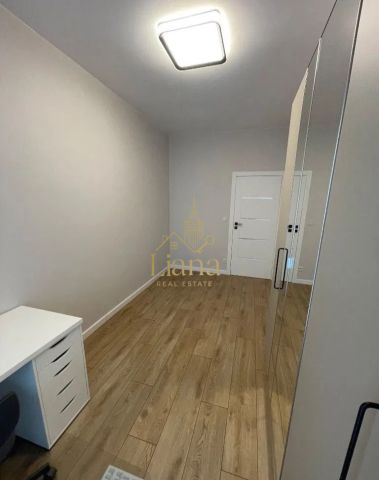 Mieszkanie 3-pokojowe Warszawa Wilanów, ul. Oś Królewska. Zdjęcie 8