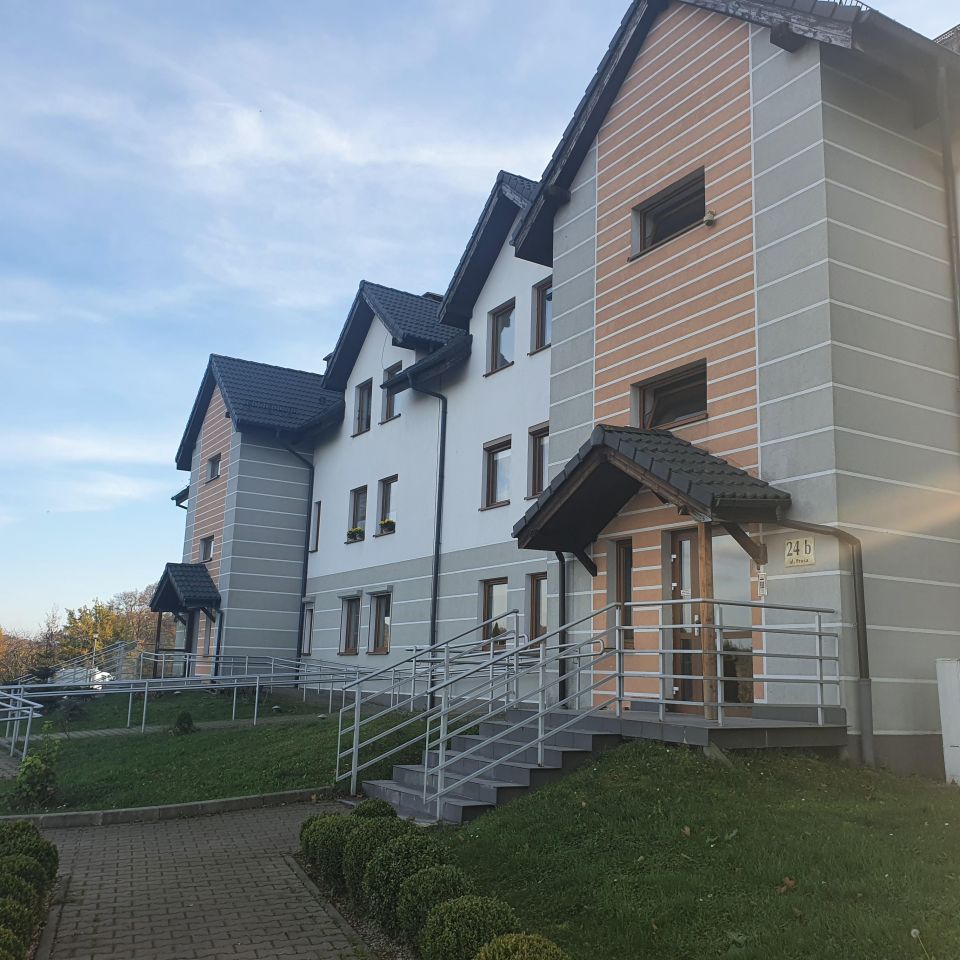 Mieszkanie 3-pokojowe Szczawno-Zdrój, ul. Bolesława Prusa. Zdjęcie 1