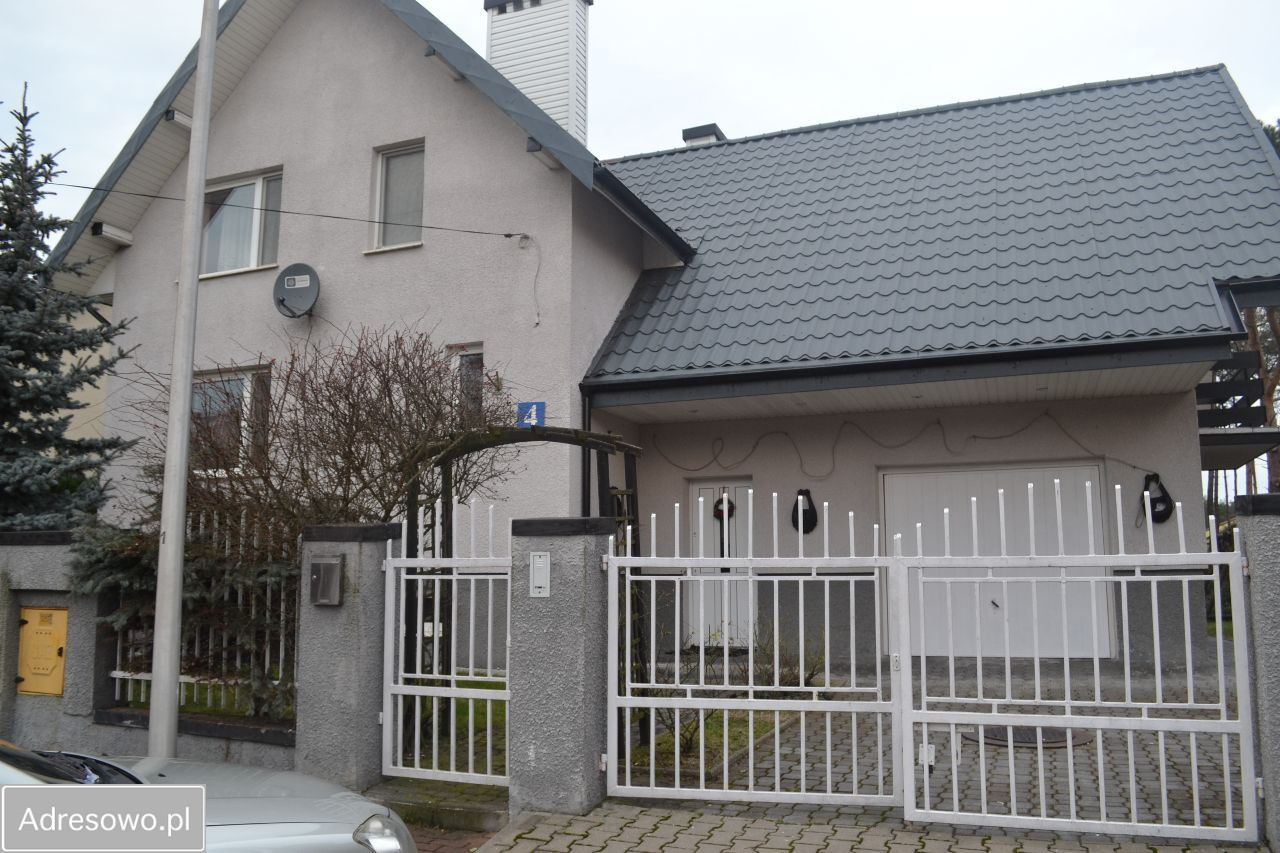 dom wolnostojący, 5 pokoi Płock, ul. Kurpiowska