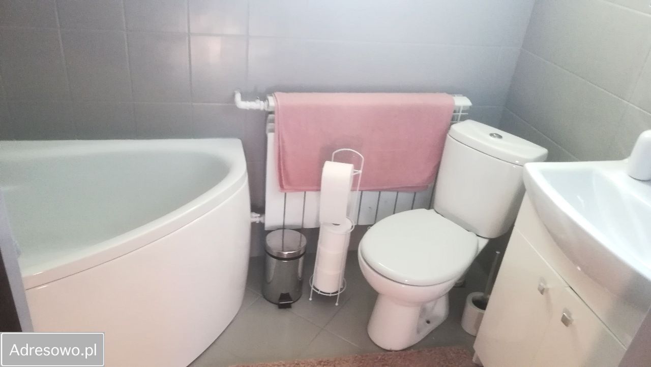 dom wolnostojący, 4 pokoje Borek. Zdjęcie 10