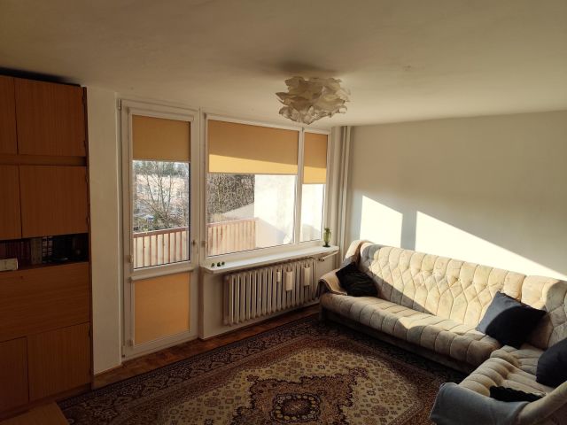 Mieszkanie 2-pokojowe Warszawa Jelonki, ul. Karabeli. Zdjęcie 1