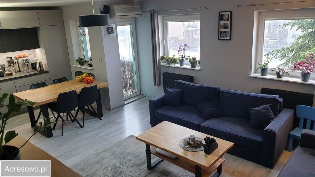 Mieszkanie 3-pokojowe Luboń Żabikowo, ul. Jana III Sobieskiego. Zdjęcie 1