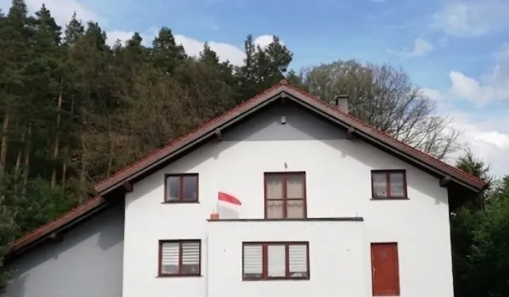 dom wolnostojący, 6 pokoi Jelenia Góra Czarne, ul. Adama Mickiewicza