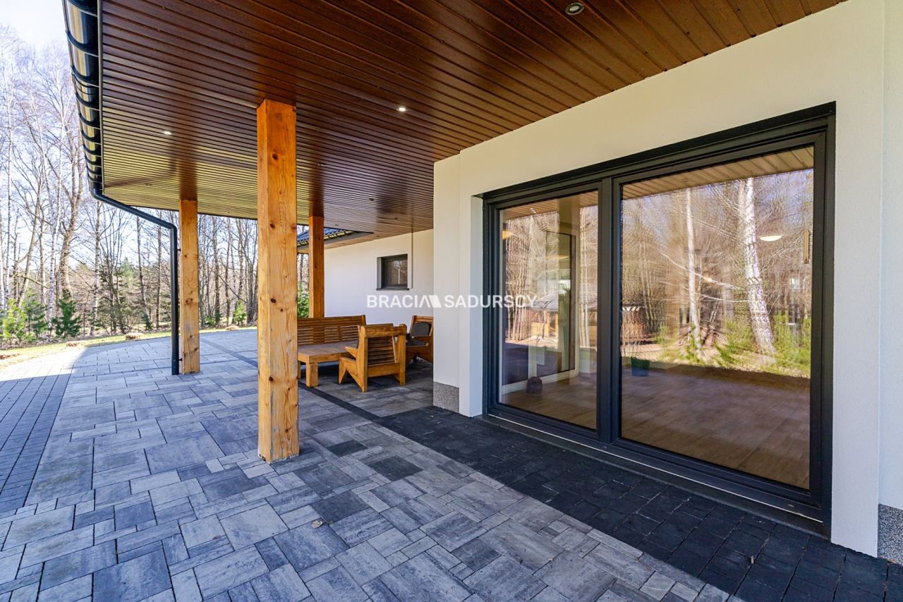 dom wolnostojący, 5 pokoi Łomna. Zdjęcie 13