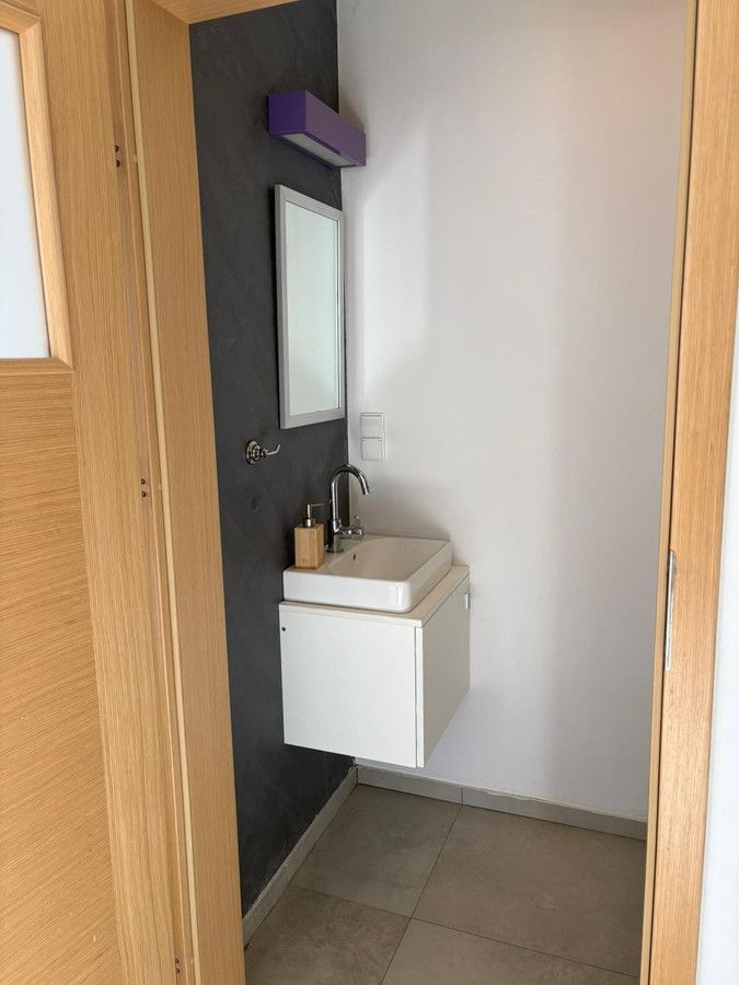 Mieszkanie 4-pokojowe Kielanówka. Zdjęcie 8