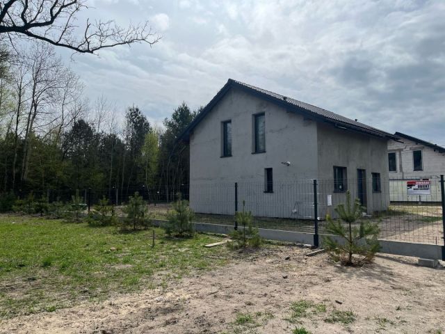 dom wolnostojący, 4 pokoje Rasy. Zdjęcie 1