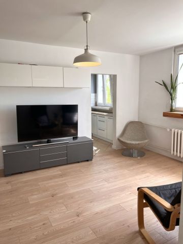 Mieszkanie 2-pokojowe Łódź Dąbrowa, ul. Podhalańska. Zdjęcie 1