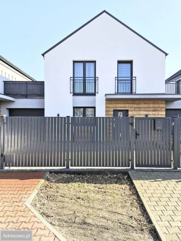 dom szeregowy, 5 pokoi Osielsko. Zdjęcie 1