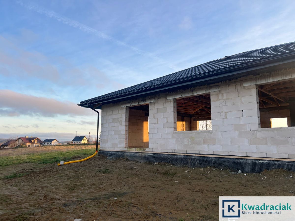 dom wolnostojący, 4 pokoje Kombornia. Zdjęcie 20