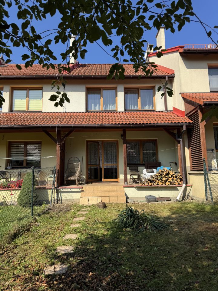 dom szeregowy, 4 pokoje Bielsko-Biała Hałcnów, ul. Józefa Braka. Zdjęcie 11