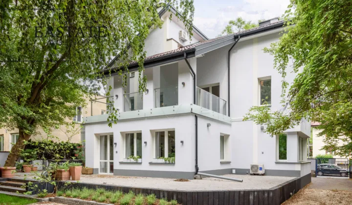 dom wolnostojący, 7 pokoi Warszawa Mokotów, ul. Wołodyjowskiego