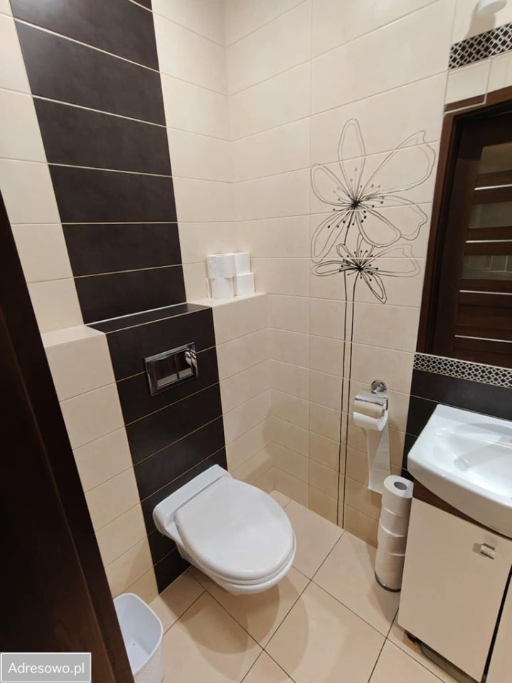 dom wolnostojący, 6 pokoi Ociąż, ul. Parkowa. Zdjęcie 12