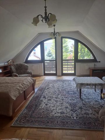 dom szeregowy Kraków Ruczaj, ul. Torfowa. Zdjęcie 1