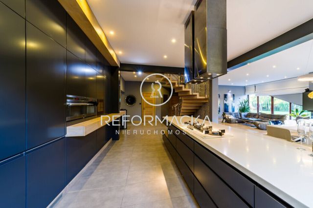 dom wolnostojący, 5 pokoi Widełka. Zdjęcie 3