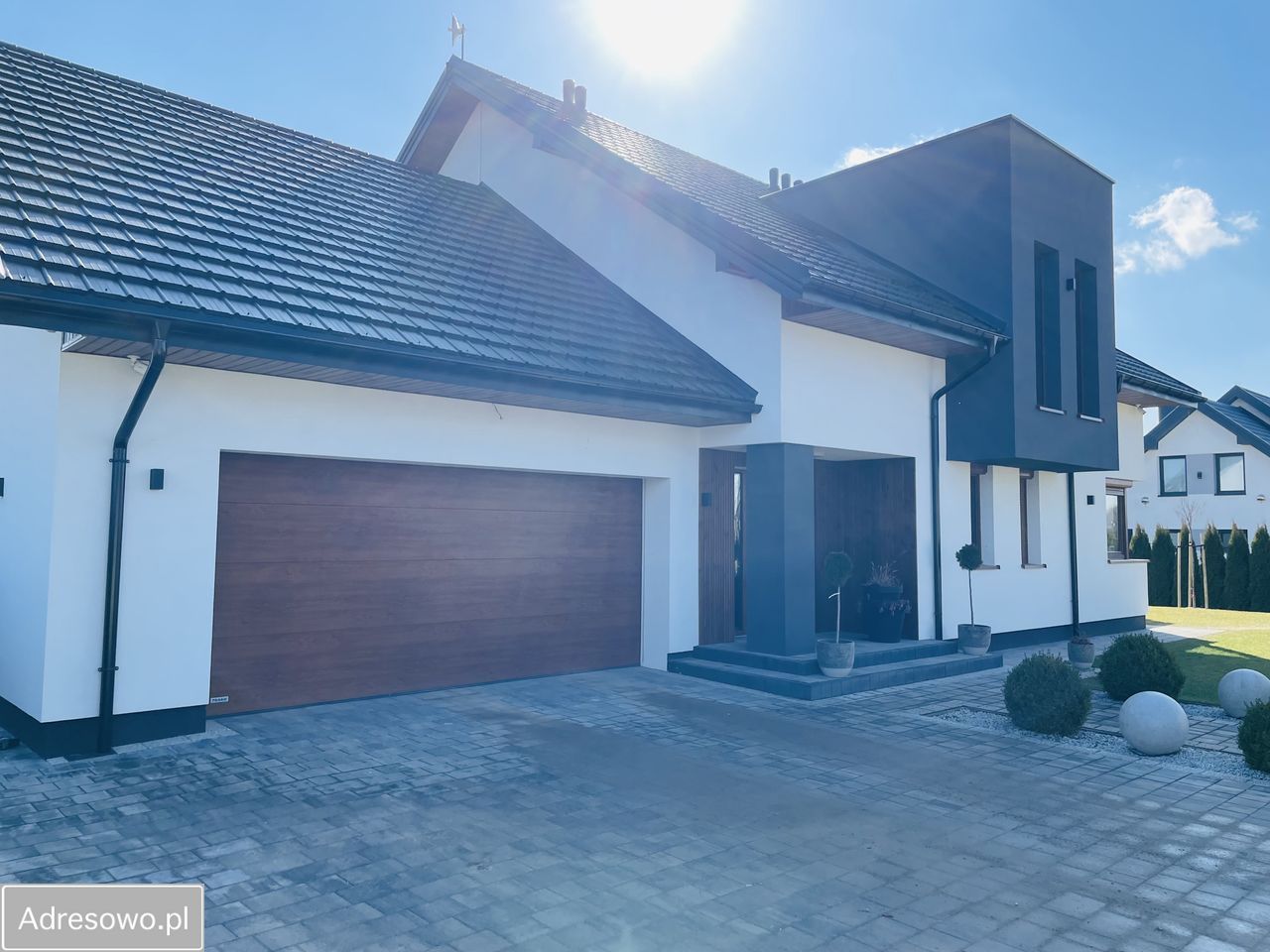 dom wolnostojący, 5 pokoi Mokra Lewa. Zdjęcie 5