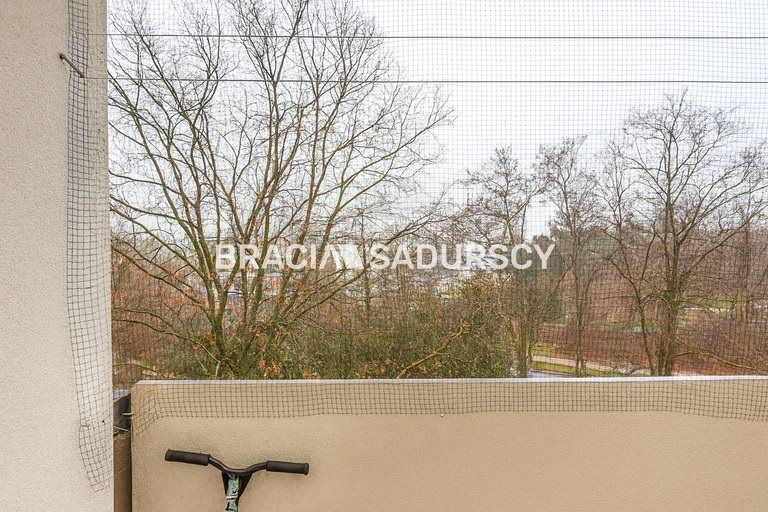 Mieszkanie 3-pokojowe Kraków, ul. Aleksandry. Zdjęcie 12