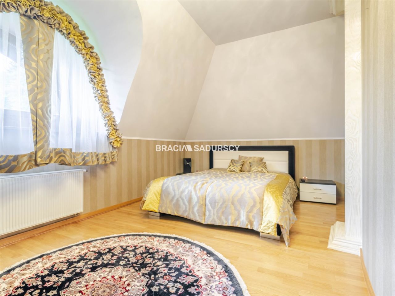 dom wolnostojący, 5 pokoi Myślenice Zarabie, ul. Bukowa. Zdjęcie 9