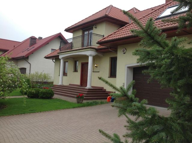 dom wolnostojący, 6 pokoi Warszawa Wawer, ul. Poprawna. Zdjęcie 1