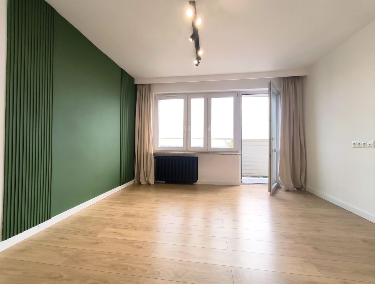 Mieszkanie 2-pokojowe Częstochowa Tysiąclecie, al. Aleja Armii Krajowej. Zdjęcie 1