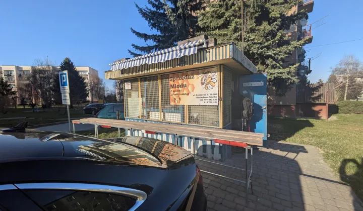 Nieruchomość komercyjna Kazimierza Wielka, ul. Partyzantów