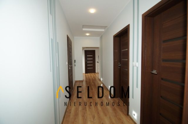 dom wolnostojący, 5 pokoi Mysłakowice. Zdjęcie 15