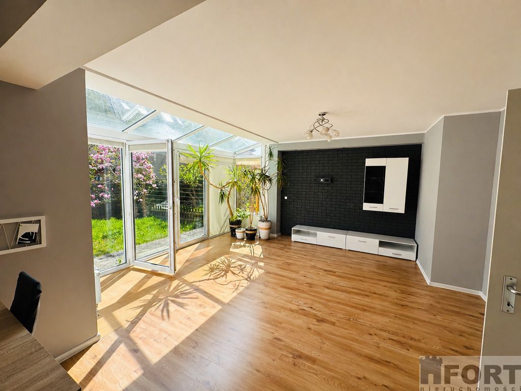 Mieszkanie 3-pokojowe Bezrzecze, ul. Anyżkowa. Zdjęcie 2