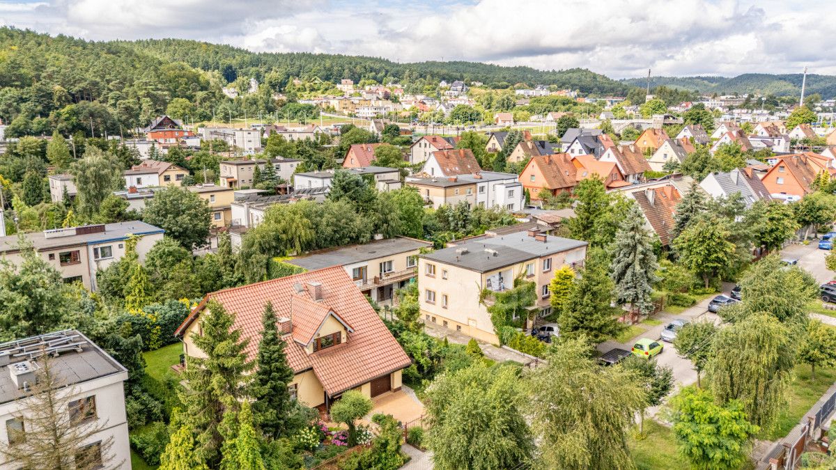 dom wolnostojący, 5 pokoi Rumia. Zdjęcie 2