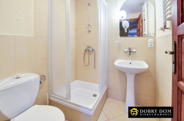 dom wolnostojący, 10 pokoi Stary Folwark. Zdjęcie 23