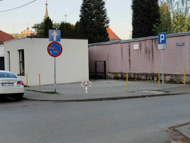 Nieruchomość komercyjna Kęty Centrum, ul. Hutnika. Zdjęcie 1