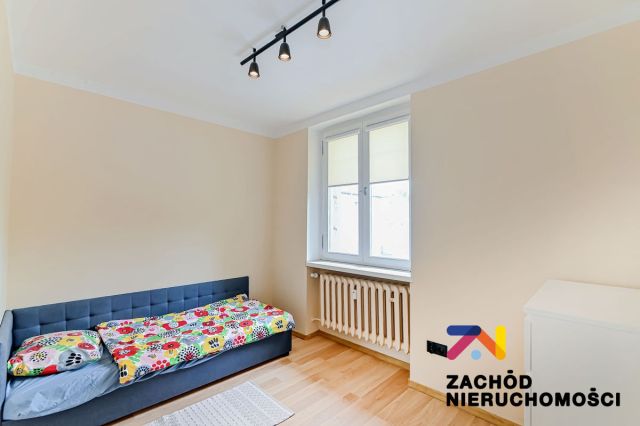 Lokal Sulechów, al. Niepodległości. Zdjęcie 8