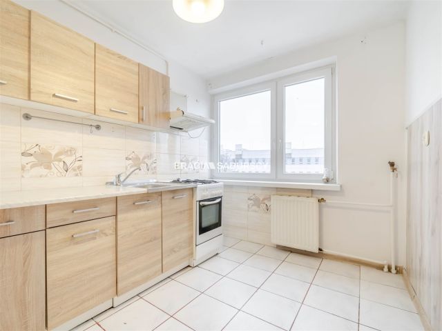 Mieszkanie 3-pokojowe Kraków Nowa Huta, os. Na Wzgórzach. Zdjęcie 4