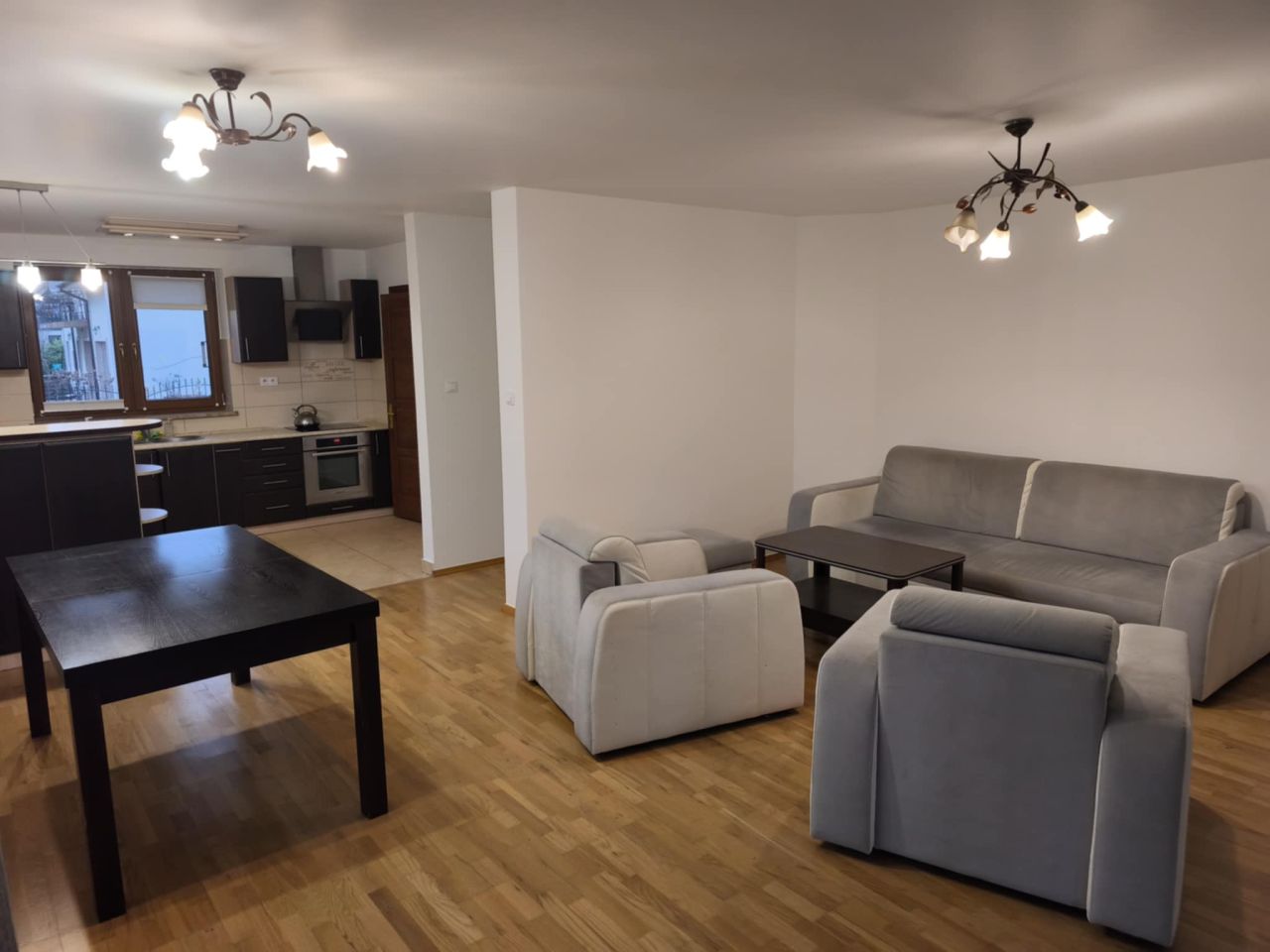 dom wolnostojący Tarnobrzeg Dzików, ul. Senatora Wojciecha Wiącka. Zdjęcie 9