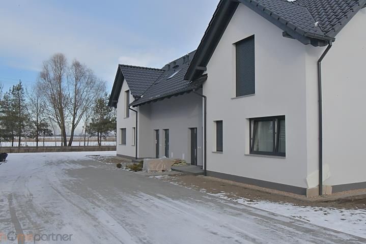 Mieszkanie 3-pokojowe Pietrzykowice, ul. Szmaragdowa. Zdjęcie 2