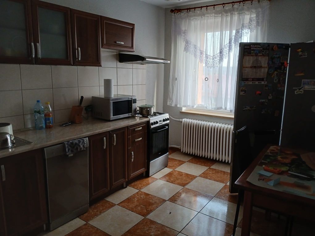 Mieszkanie 4-pokojowe Łąka. Zdjęcie 2