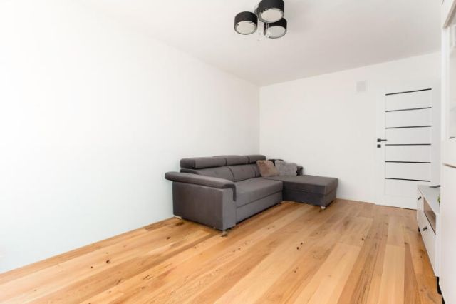 Mieszkanie 2-pokojowe Warszawa Śródmieście, ul. Mordechaja Anielewicza. Zdjęcie 3